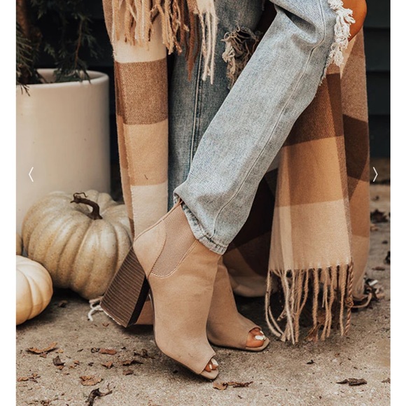Perfect Fall Bootie! - Picture 3 of 3